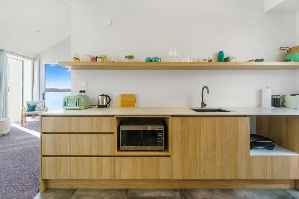 Harbour View - Westmere Holiday Apartment