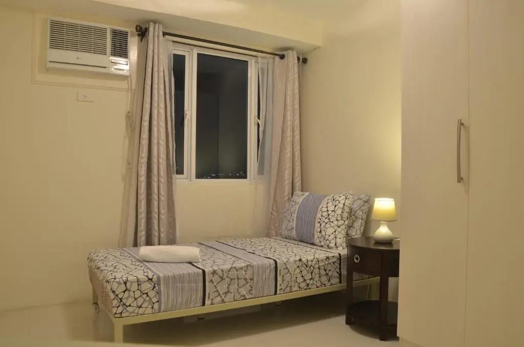 Gilmore Apartment at Princeton Residences Condominium