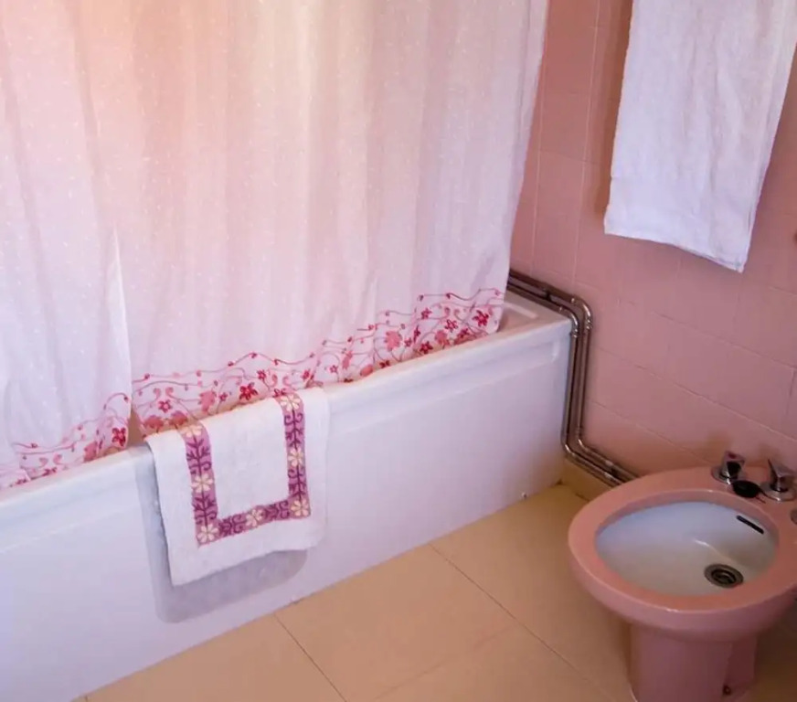 Apartment - 3 Bedrooms with WiFi - 106763