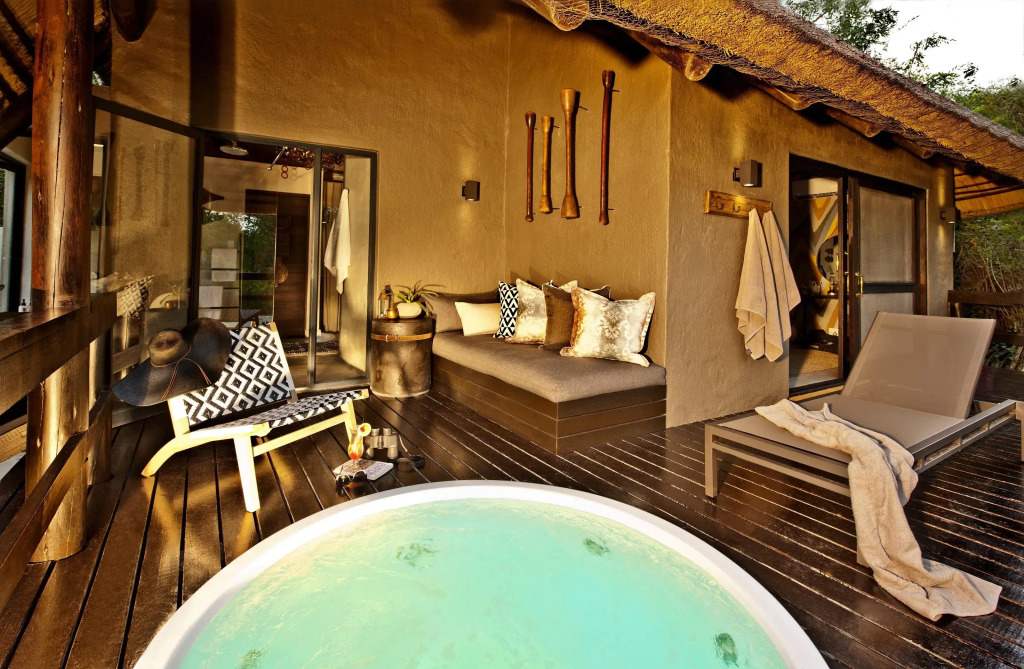 Sabi Sabi Little Bush Camp