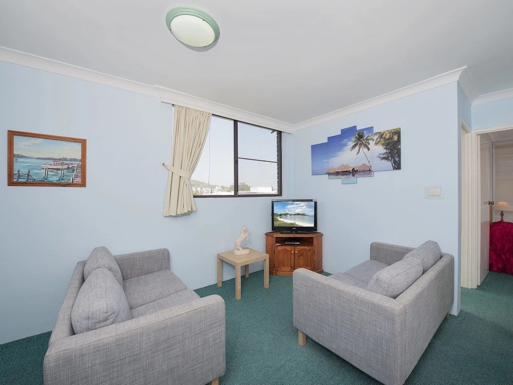 Bellevue, Unit 7/4 Donald Street