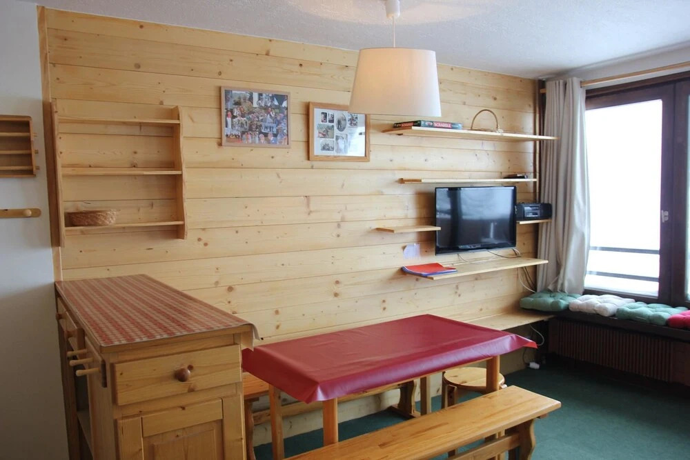 nice 4 persons studio in front of the slopes Holiday home 0 agence la