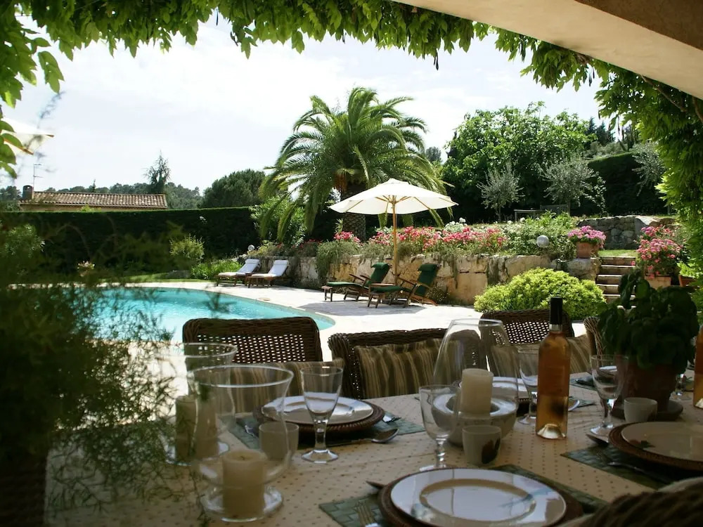 Stunning Villa With Heated Swimming Pool, air Conditioning and Large, Private, Enclosed Garden