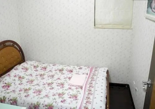 Xinyage Apartment Hotel