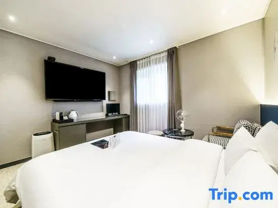 Jungwon Hotel