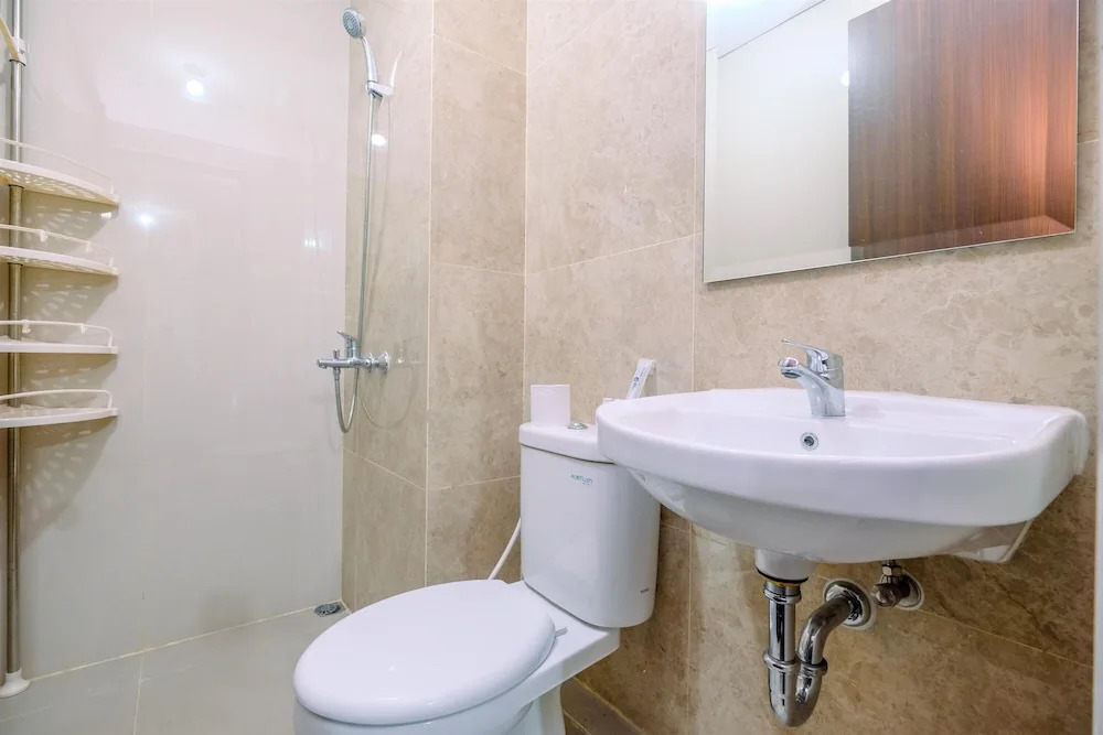 Super Comfy 2BR Apartemen Transpark Cibubur By Royal Home Indonesia