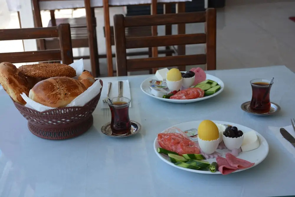 Hira Hotel