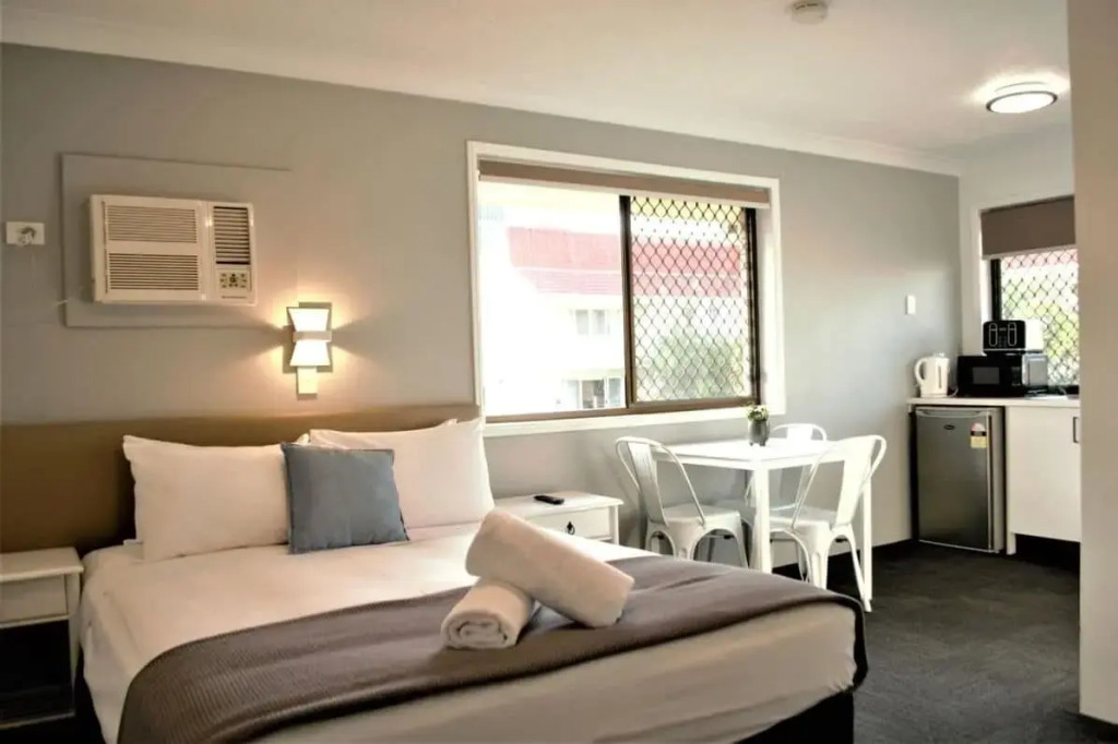 Gold Coast Inn