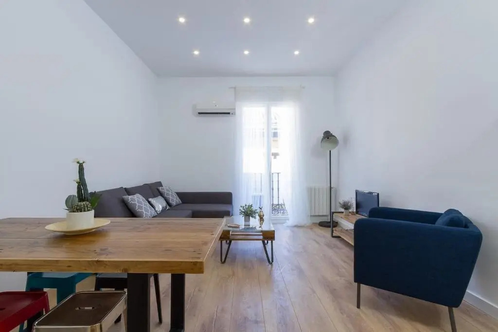 Marvelous Apartment of 3 Bedrooms near La Latina by Batuecas