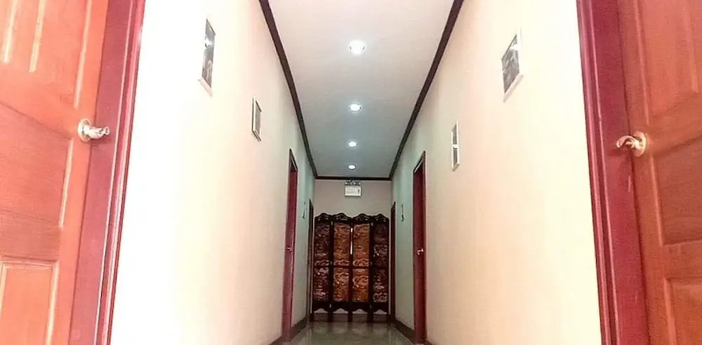 Green Land Hotel
