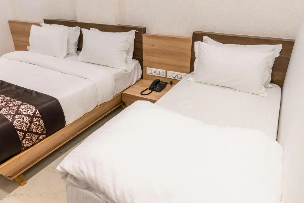 Meridian Hotel & Banquet