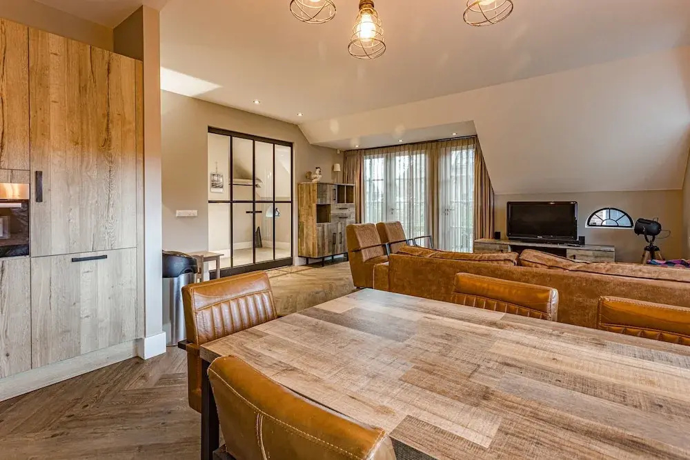 Charming Holiday Home in Nijverdal with Hot Tub