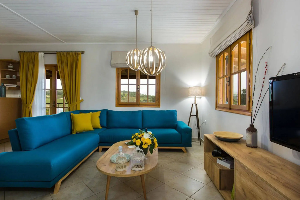 Lefkothea Villas with Large Pool, BBQ & Playground
