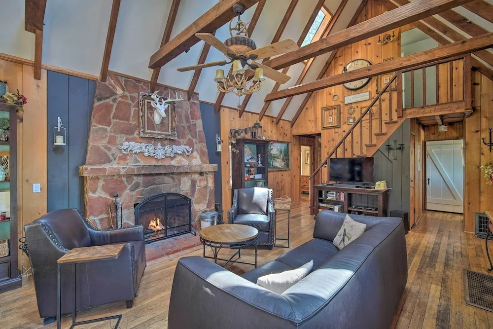 Lakeview Lodge Fit for Groups < 1 Mile to Lake!