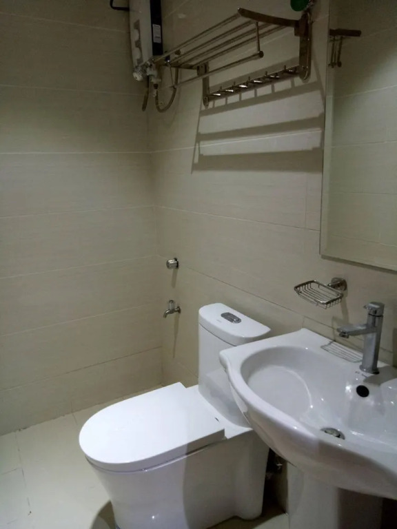 Meaco Royal Hotel - Taytay
