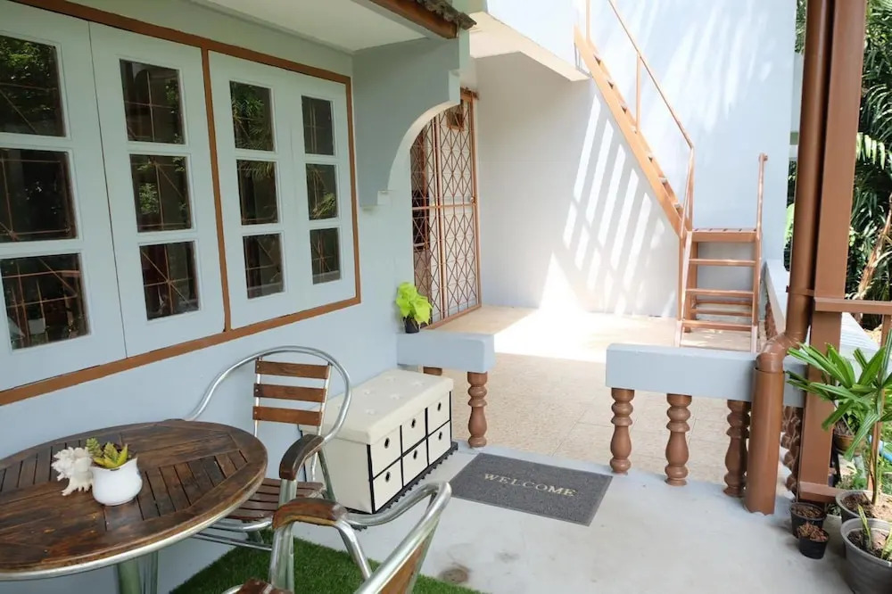 Krabi Host Family - Hostel