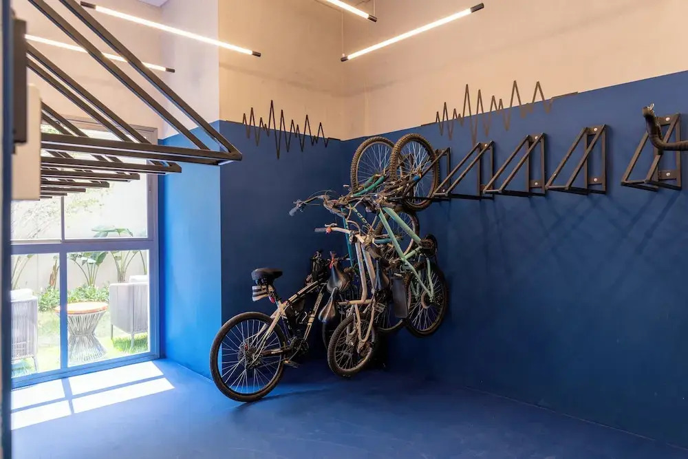 Estudio Pinheiros com piscina e academia