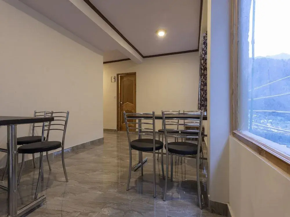OYO Home 19573 Lush View Stay