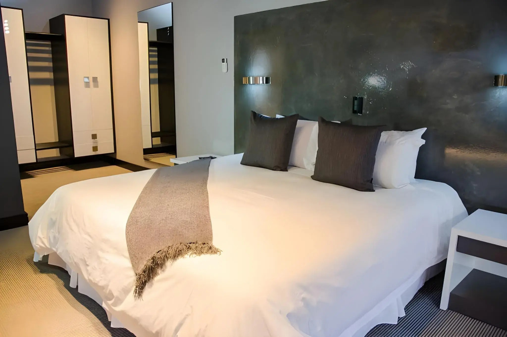 City Living Boutique Hotel
