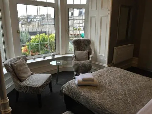 Lochnagar Guest House