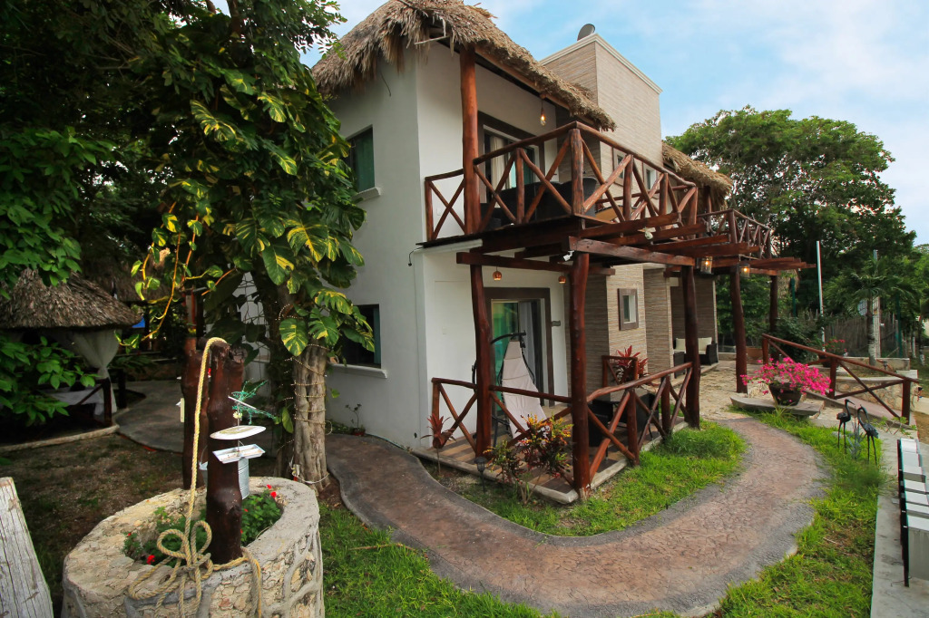 Hotel Pancho Villas