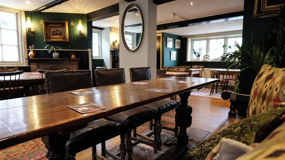 Royal Oak Retreat 2-bed - Sleeps 6 & Pet Friendly