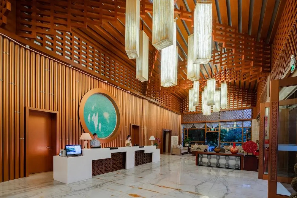 New Century SPA and Resort PUER