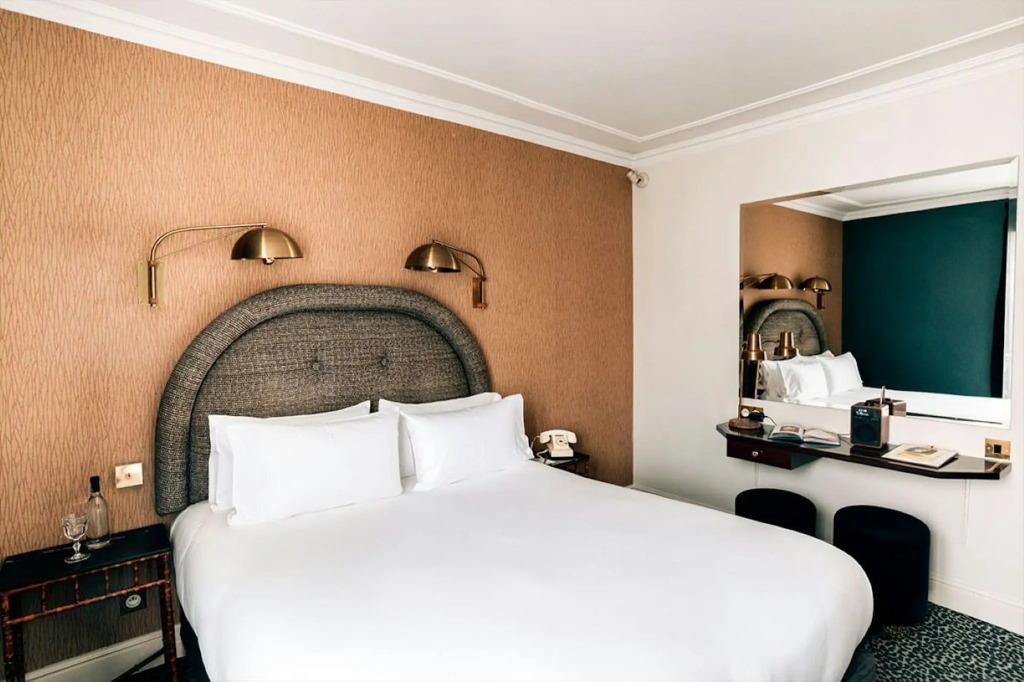 Grand Pigalle Experimental
