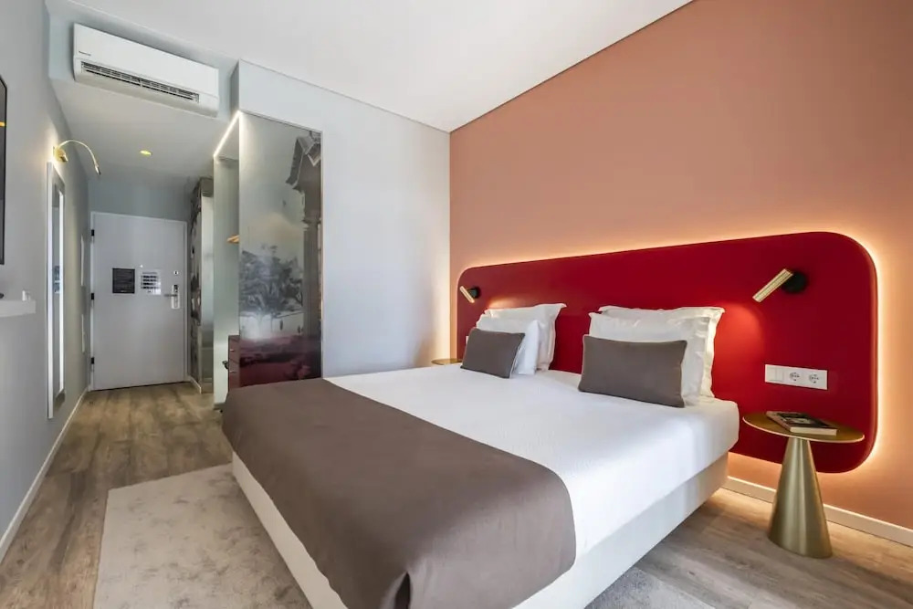 King David Suites 202 by Homie