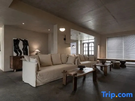 泸沽湖千山继酒店 Lugu Lake Qianshanji Hotel