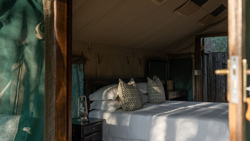Mashatu Tent Camp - Mashatu Game Reserve