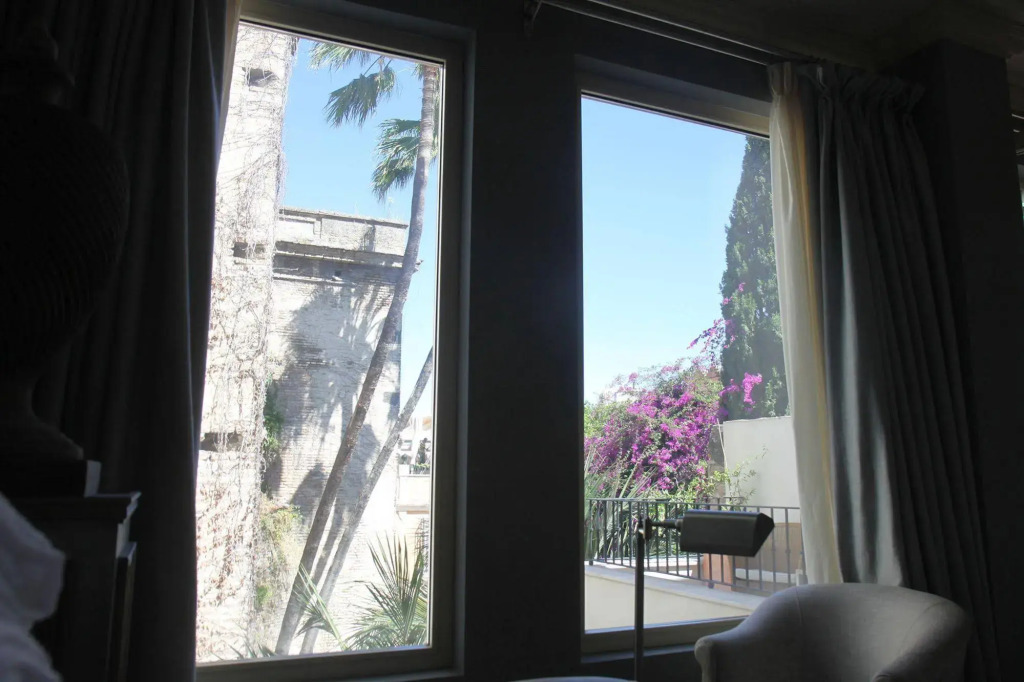 Hotel Casa Del Poeta