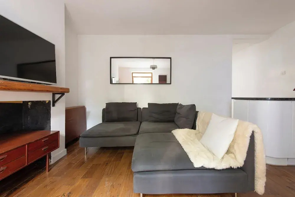 Stratford - Apartment - Sleeps 3 - Great Location