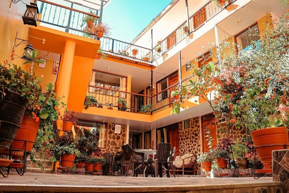 Intitambo Hotel