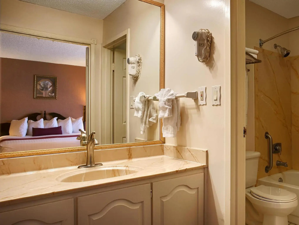 Royal Suites