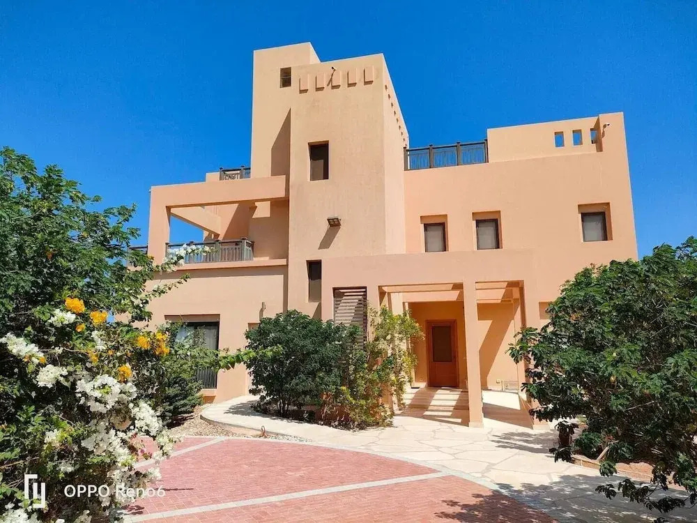 luxury half villa sea view team