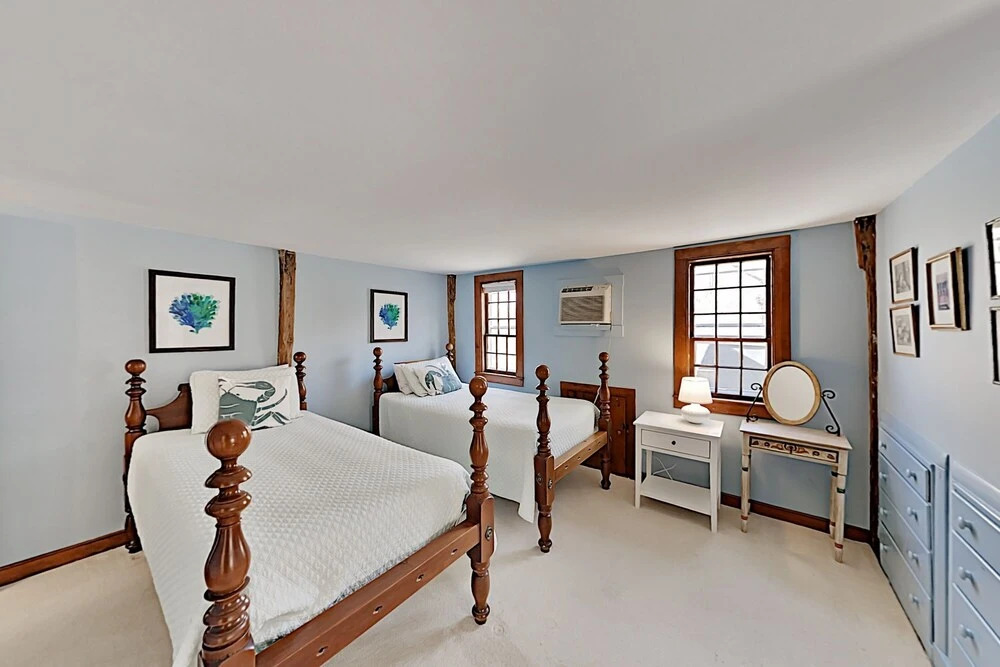 Timeless Cape Near Cold Storage Beach 4 Bedroom Home