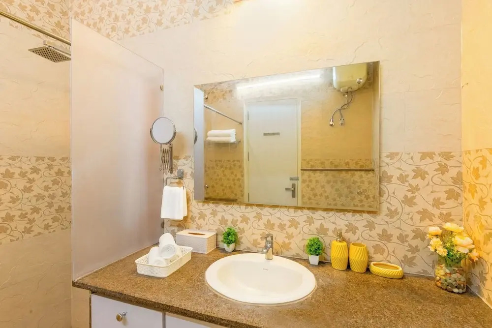 Alaya Stays 3 BHK with Pvt Pool-Daffodil