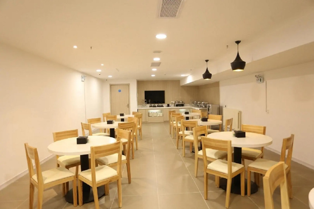 Hanting Hotel Laixi People's Square