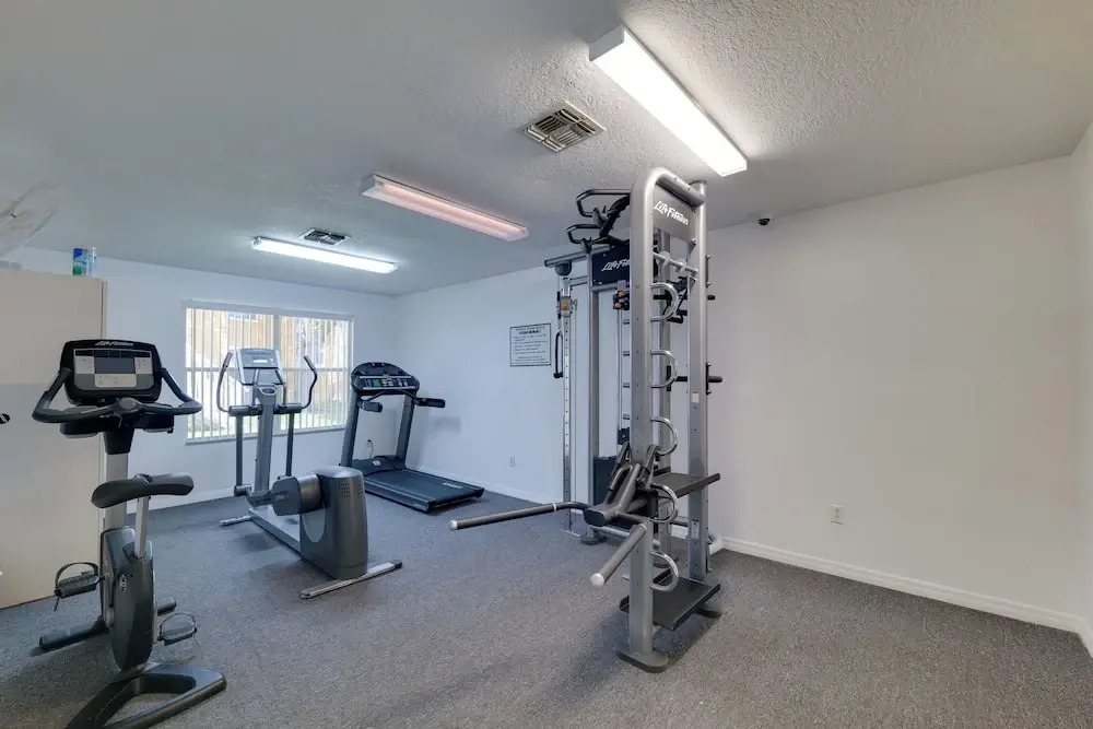 5 Mi to Wdw: Resort-style Condo w/ Pool Access