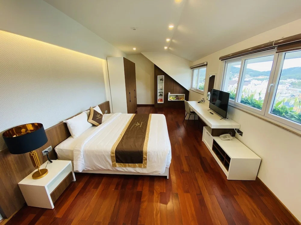 Minh Chien Suite