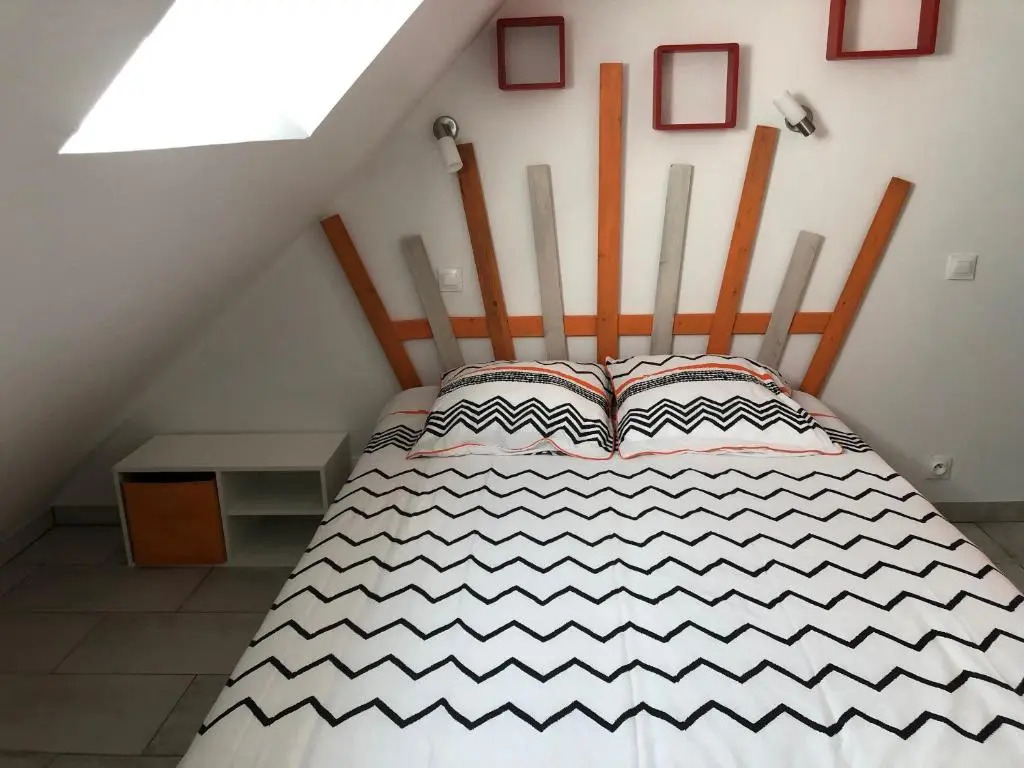 Gîte tout confort près du circuit des 24H du Mans - 3 chambres, jardin et parking privé - FR-1-410-261