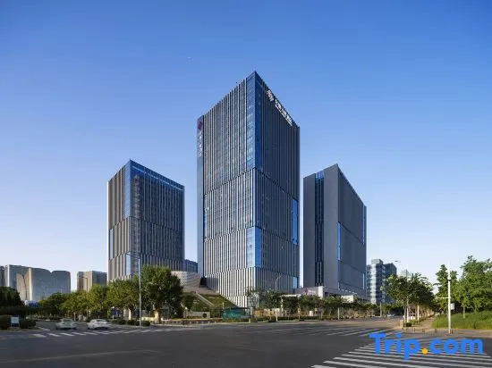 QIANNAHOTEL SPLENDOR（Zhengzhou East Railway Station Longzihu University District）