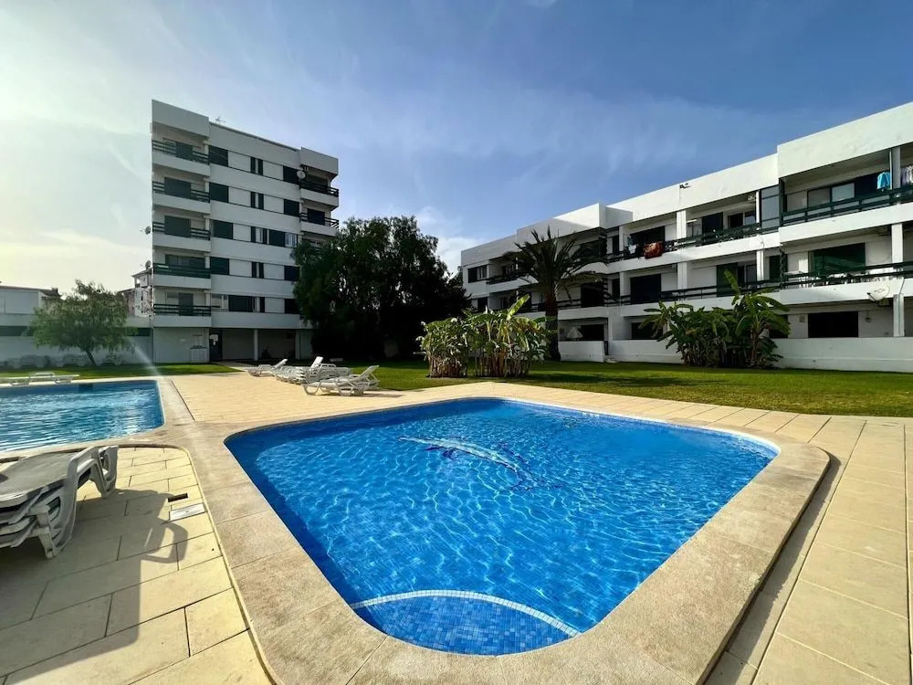 Vilamoura Central 4 With Pool by Homing