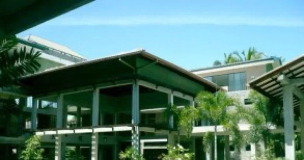 Monty Hotel