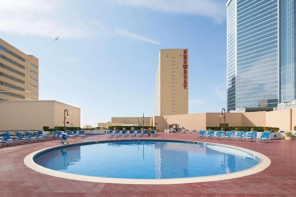 CozySuites at Showboat