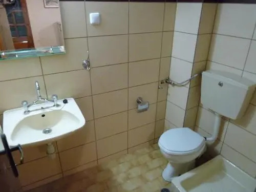 Sotiras Rooms