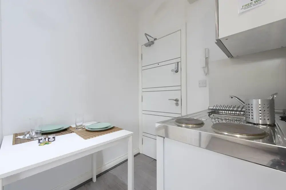 Rentaly London - Green Lanes - Studio 2