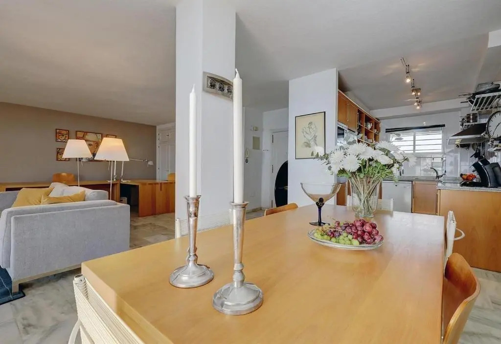 Apartment Boulevard 304