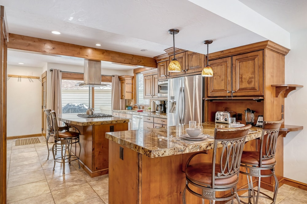 Park City Family Retreat Hot Tub Pet Friendly 177 3 Bedroom Condo